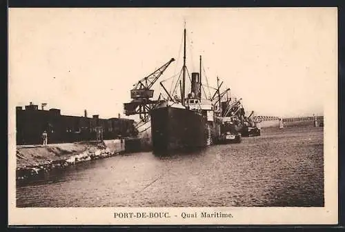 AK Port-de-Bouc, Quai Maritime avec navires et grues