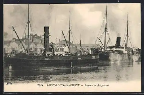 AK Saint-Louis-du-Rhône, Bateaux en chargement