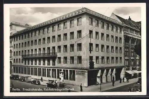 AK Berlin, Reichskreditgesellschaft, Friedrichstrasse Ecke Französische Strasse