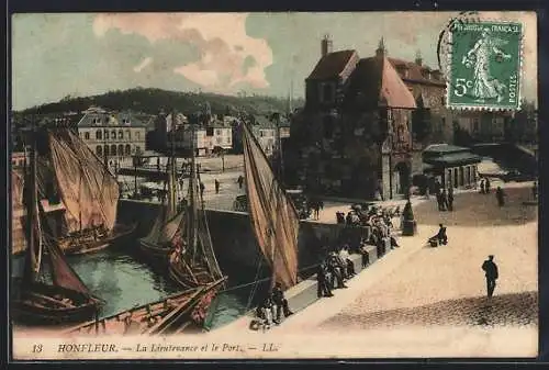 AK Honfleur, La Lieutenance et le port