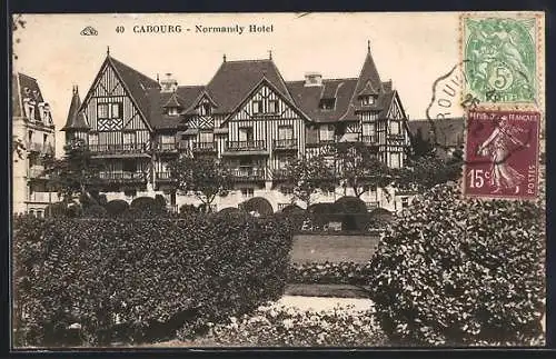 AK Cabourg, Normandy Hotel et jardins verdoyants
