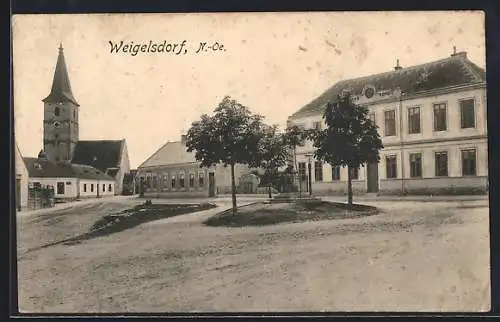 AK Ebreichsdorf /N.-Oe., Weigelsdorf, Hauptplatz mit Kirche