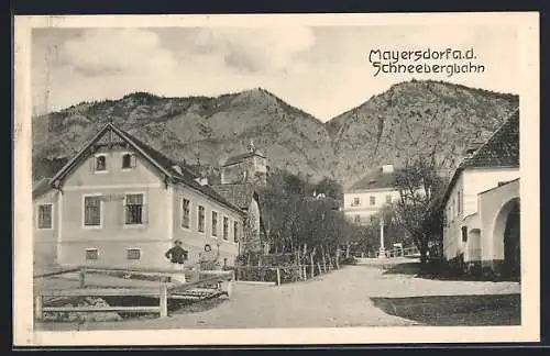 AK Maiersdorf an der Schneebergbahn, Familie vor ihrem Haus