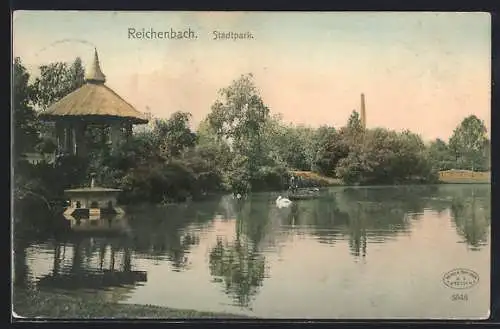 AK Reichenbach / Vogtland, Stadtpark, See mit Pavillon