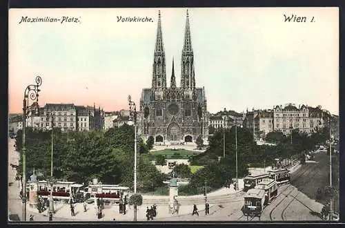 AK Wien, Maximilian-Platz mit Votivkirche, Strassenbahnen