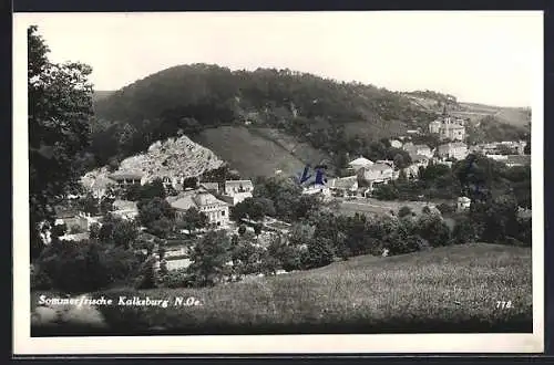 AK Kalksburg /N. Oe., Ortsansicht von einer Anhöhe aus