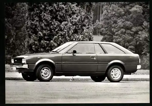 Fotografie Auto Toyota Corolla Liftback, Werkfoto