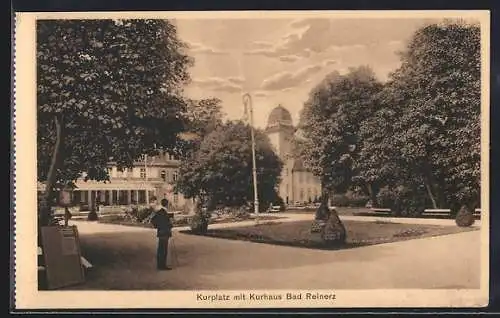 AK Bad Reinerz, Kurplatz mit Kurhaus