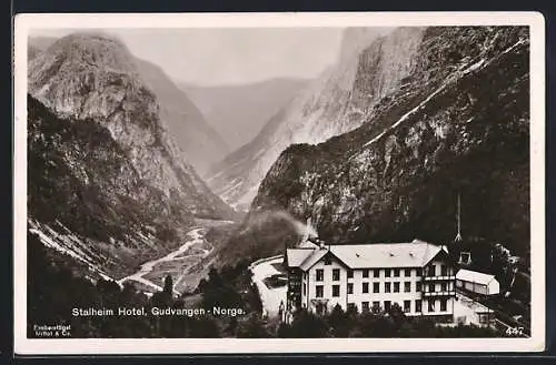 AK Gudvangen, Hotel Stalheim im Gebirge