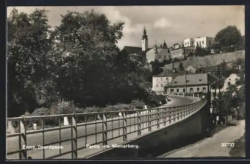 AK Enns, Partie am Wienerberg, Blick zur Kirche