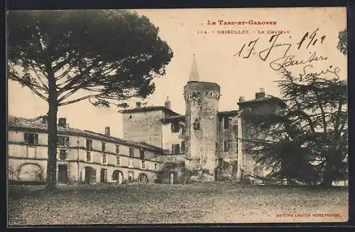 AK Grisolles, Le Château ancien entouré d`arbres majestueux