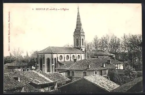 AK Bioule, L`Église et les toits du village