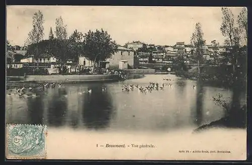 AK Beaumont, Vue générale du village et de la rivière avec des oies