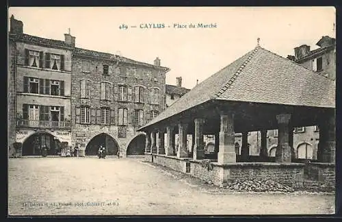 AK Caylus, Place du Marché et halle couverte