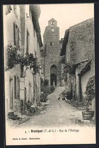 AK Bruniquel, Rue de l`Horloge et tour médiévale