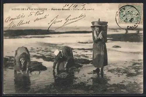 AK Port-en-Bessin, Pêcheuses de moules en Normandie