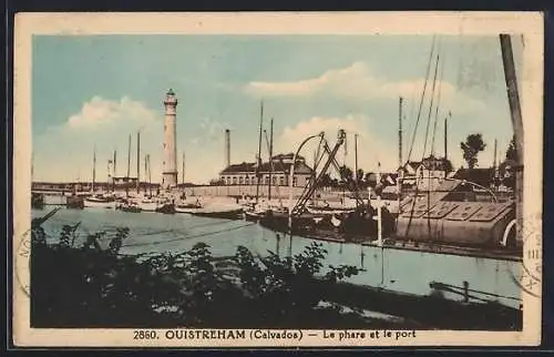 AK Ouistreham, Le phare et le port