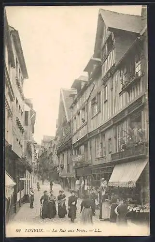 AK Lisieux, La Rue aux Fèves animée avec passants et boutiques