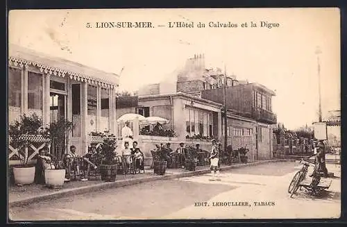 AK Lion-sur-Mer, L`Hôtel du Calvados et la Digue