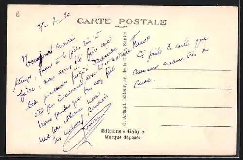 AK Riva-Bella, Avenue de la Mer avec Auberge du Cheval Blanc et voitures anciennes