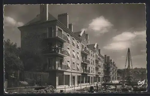 AK Vire, Rue aux Teintures et immeubles en construction