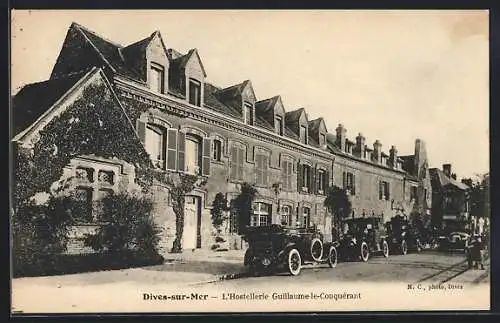 AK Dives-sur-Mer, L`Hostellerie Guillaume-le-Conquérant avec voitures anciennes