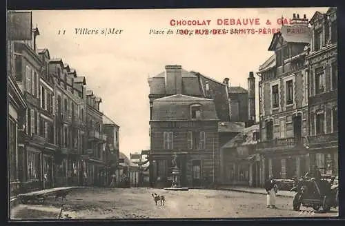 AK Villers-sur-Mer, Vue de la Place du Marché avec bâtiments et voiture d`époque