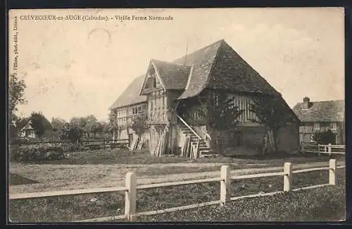 AK Crévecoeur-en-Auge, Vieille Ferme Normande