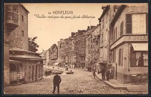 AK Honfleur, Vieilles maisons du quai Sainte Catherine