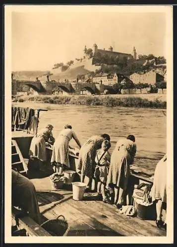 AK Würzburg, Waschschiff am Main