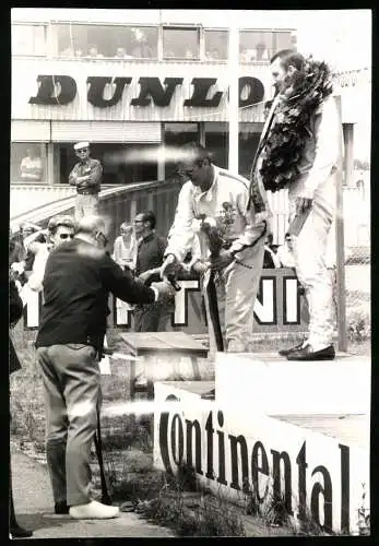 Fotografie Horst Hamel, Stuttgart, Ansicht Hockenheim, Motorsport Siegerehrung am Hockenheimring