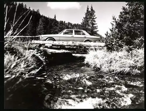 Fotografie Auto Mercedes Benz, Stufenheck-Limousine