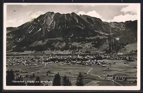 AK Oberstdorf /Allgäu, Gesamtansicht mit Nebelhorn