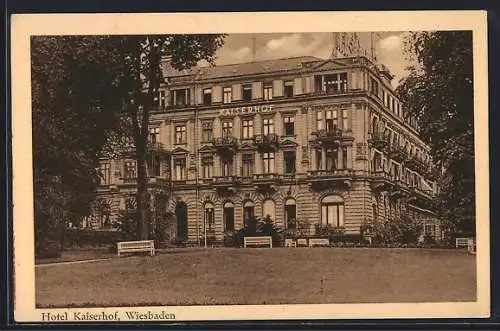 AK Wiesbaden, Hotel Kaiserhof mit Anlagen