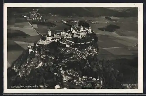 AK Hochosterwitz /Kärnten, Das Schloss vom Flugzeug aus