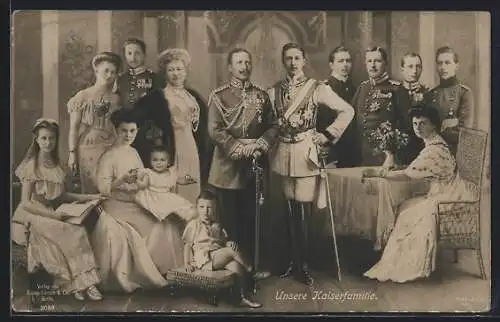 AK Unsere Kaiserfamilie, Wilhelm II. mit Familie