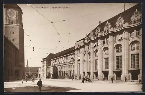 AK St. Gallen, Bahnhofplatz mit Strassenpartie