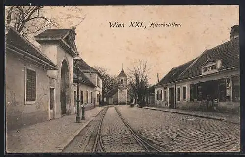 AK Wien, Hirschstetten, Strassenpartie mit Blick zur Kirche