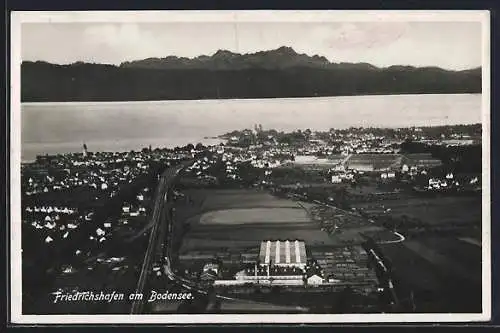 AK Friedrichshafen am Bodensee, Bergpanorama, Ortsansicht