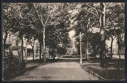 AK Krefeld, Ostwall mit Springbrunnen