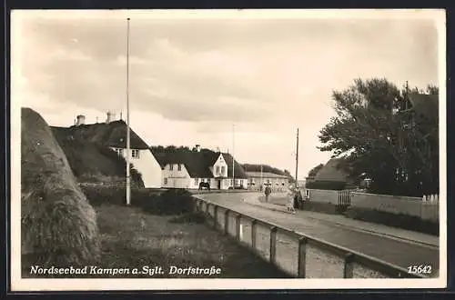 AK Kampen a. Sylt, Ortspartie mit Dorfstrasse