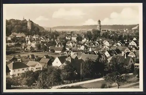 AK Biberach / Riss, Blick über die Dächer mit Kirche