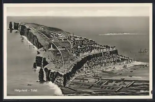 AK Helgoland, Totalansicht der Insel mit Blick auf den Hafen