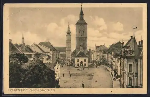 AK Deggendorf, Oberer Stadtplatz mit Blick auf Kirche