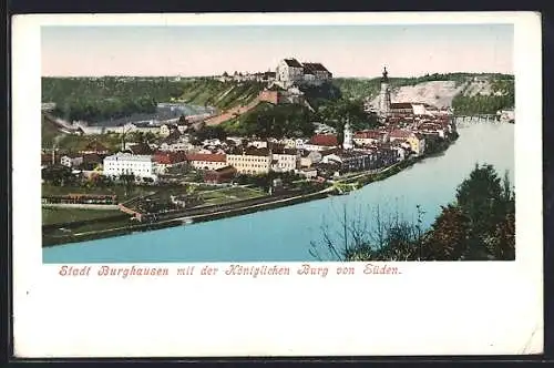 AK Burghausen / Salzach, Stadtpanorama mit Königlicher Burg von Süden aus gesehen