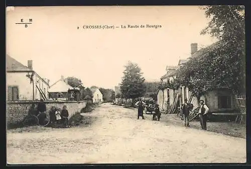 AK Crosses, La Route de Bourges avec habitants et voiture