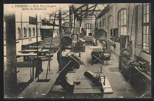 AK Vierzon, École Professionnelle, Atelier de Menuiserie