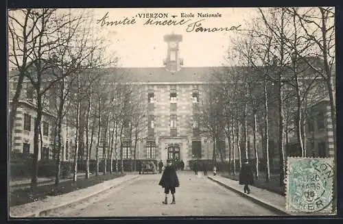 AK Vierzon, École Nationale et avenue bordée d`arbres