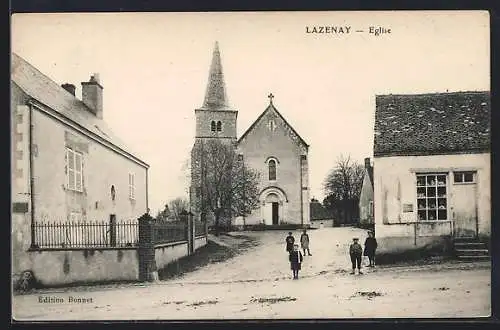 AK Lazenay, Église et place du village avec enfants