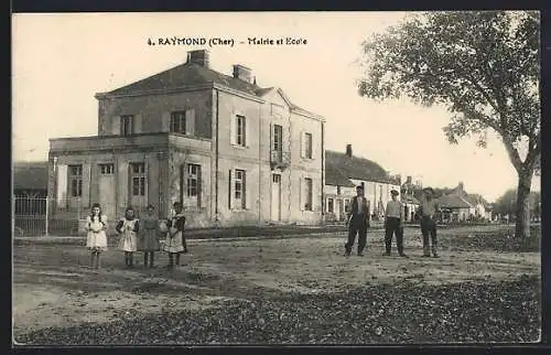 AK Raymond, Mairie et École avec des enfants et passants